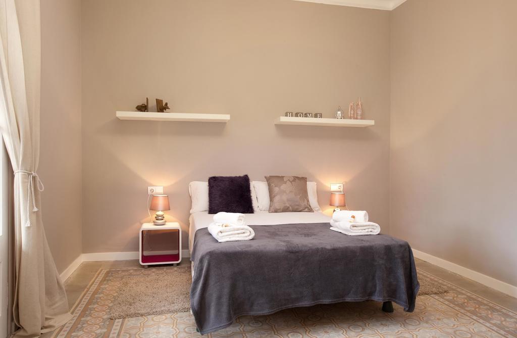 Enjoy Apartments Sofia Barcelona Zimmer foto